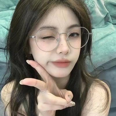 报告妈咪,爹地是总裁